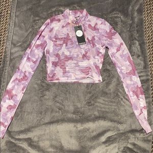 Never worn crop top long sleeve mesh